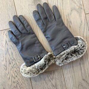 Danier Leather Gloves with Fur Trim and Cashmere Lining